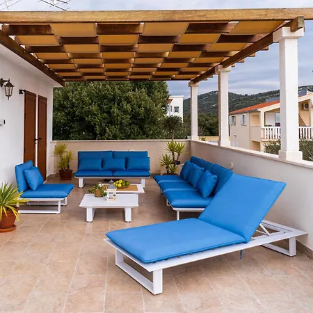 Casa Korina 4*