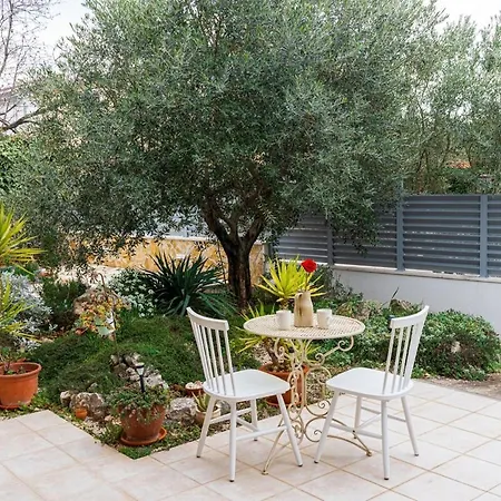 Guest house Casa Korina, 3 With Private Pool