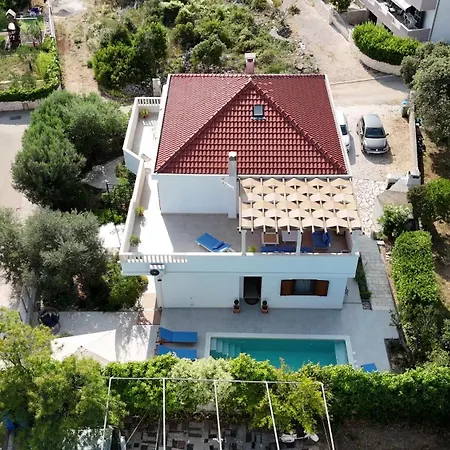 Casa Korina Voluja