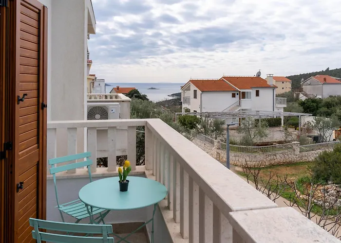 Gostinjska kuća Casa Korina 4*